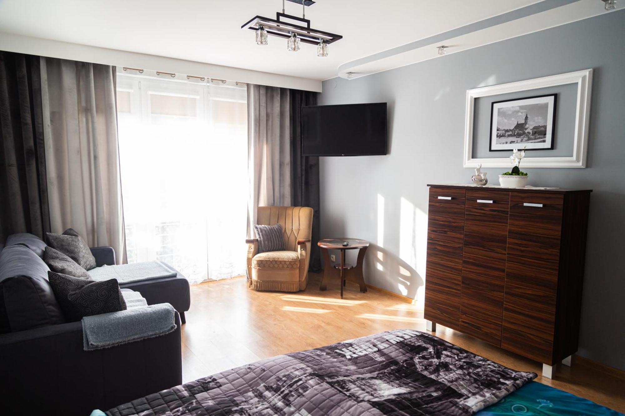Apartament Rynek 10 Ostrowiec Swietokrzyski Ngoại thất bức ảnh